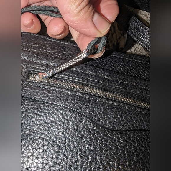 Rebecca Minkoff small camera crossbody bag - Picture 2 of 13